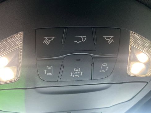 Certified 2025 Chrysler Pacifica Select image 20