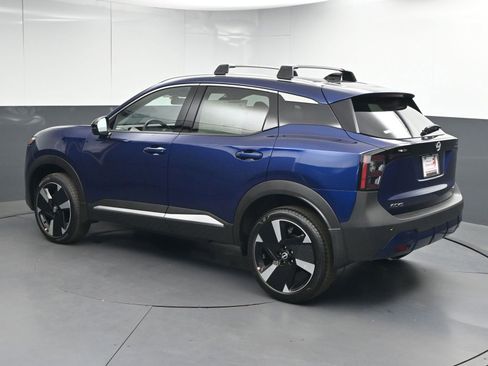 Used 2026 Nissan Kicks SR FWD image 5