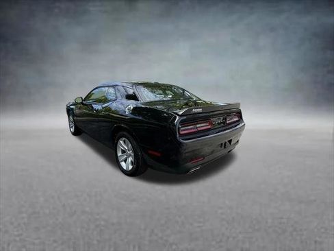 Certified 2023 Dodge Challenger SXT RWD image 5