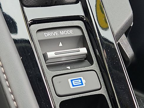 Used 2023 Honda Accord Touring image 25