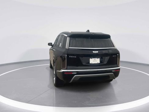 New 2026 Cadillac Vistiq Luxury image 7