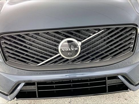 New 2026 Volvo XC60 B5 Ultra w/ Climate Package AWD/4WD image 24