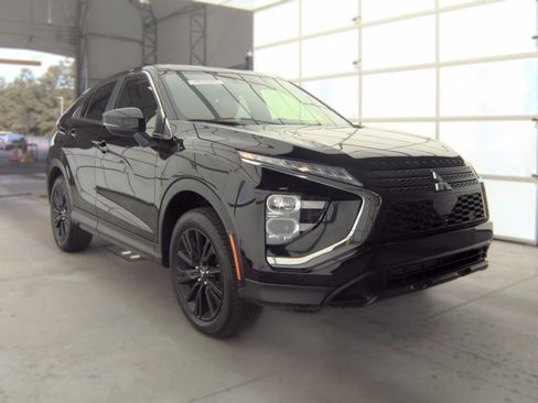 Used 2024 Mitsubishi Eclipse Cross AWD image 2