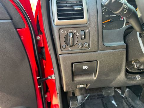 Used 2012 Chevrolet Colorado LT AWD/4WD image 19