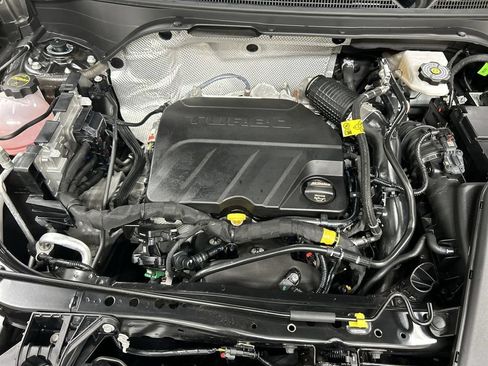 Certified 2026 Buick Envista Sport Touring w/ Convenience I Package FWD image 24