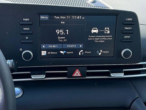 New 2026 Hyundai Elantra Blue image 9