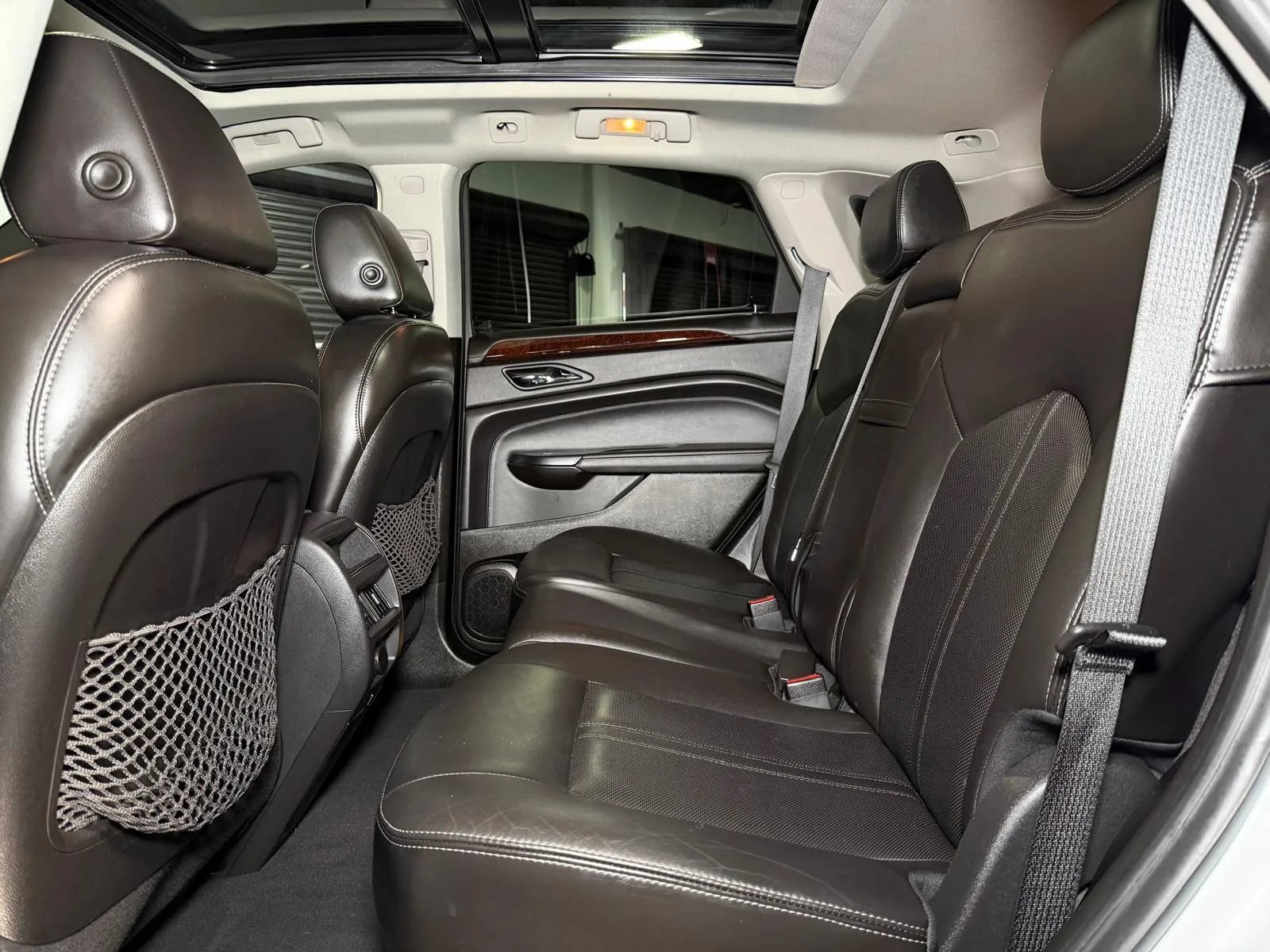 Used 2013 Cadillac SRX Luxury w/ Driver Awareness Package FWD image 19