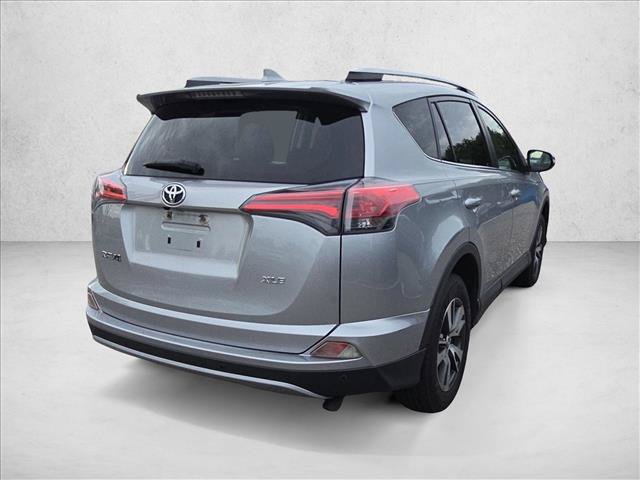 Used 2018 Toyota RAV4 XLE FWD image 5