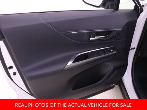 Used 2024 Toyota Venza Nightshade AWD/4WD image 9