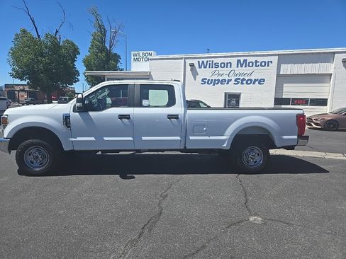 Used 2022 Ford F250 XL w/ Power Equipment Group AWD/4WD image 8