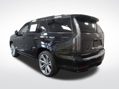 Certified 2025 Cadillac Escalade Sport Platinum w/ LPO, Floor Liner Package image 3