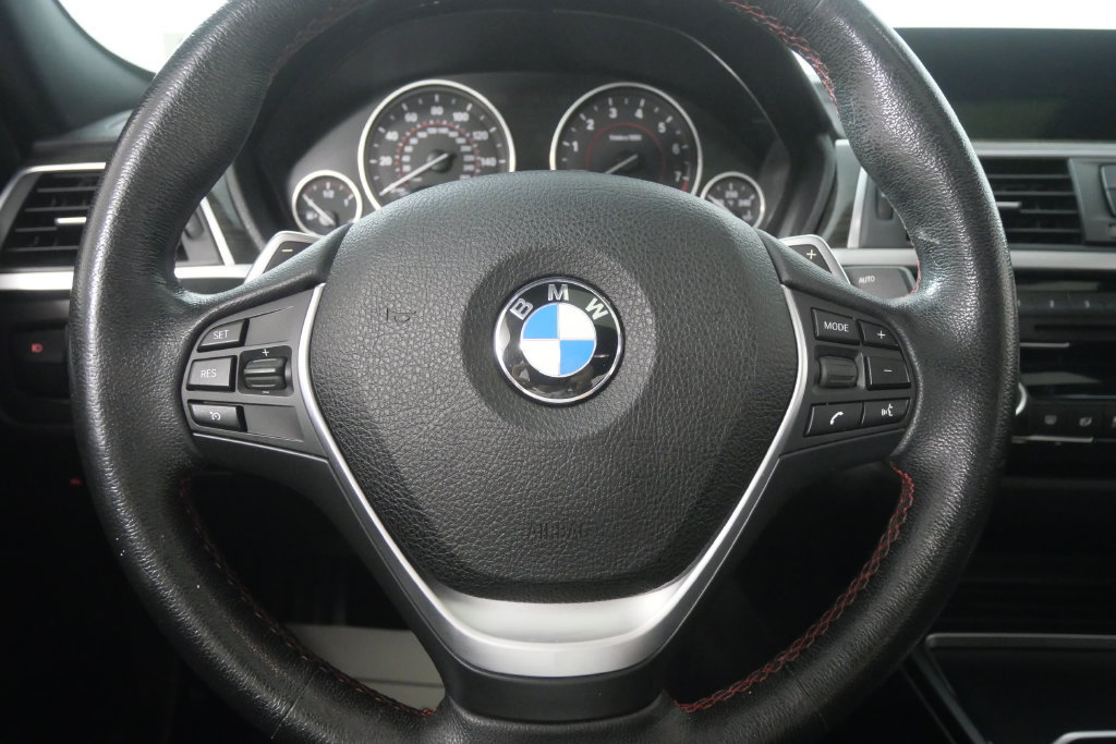 Used 2018 BMW 330i Sedan w/ Convenience Package RWD image 20