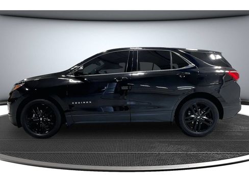 Used 2020 Chevrolet Equinox LT w/ Midnight Edition FWD image 16