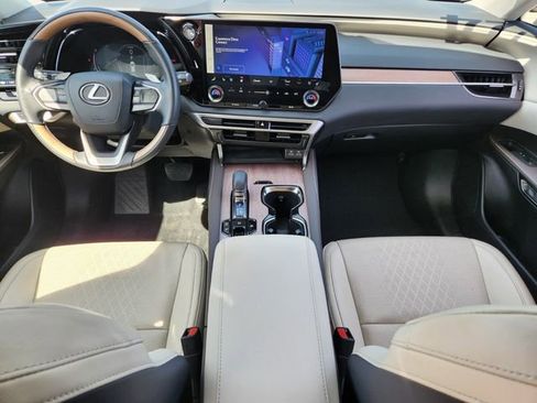 Certified 2024 Lexus RX 350 w/ Technology Package AWD/4WD image 15