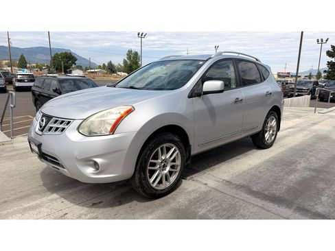 Used 2011 Nissan Rogue SV w/ SL Pkg AWD/4WD image 3