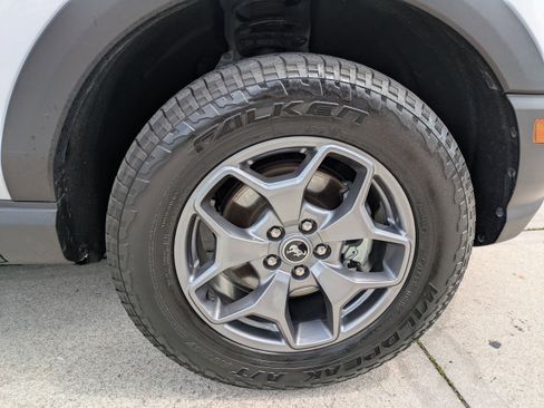 Certified 2023 Ford Bronco Sport Badlands AWD/4WD image 11