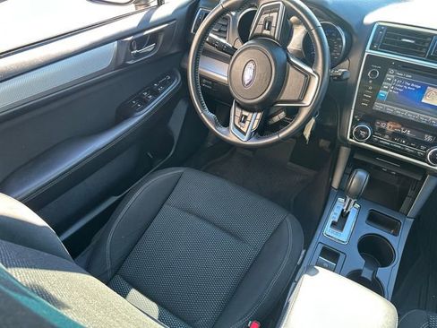 Used 2018 Subaru Outback 2.5i Premium image 23