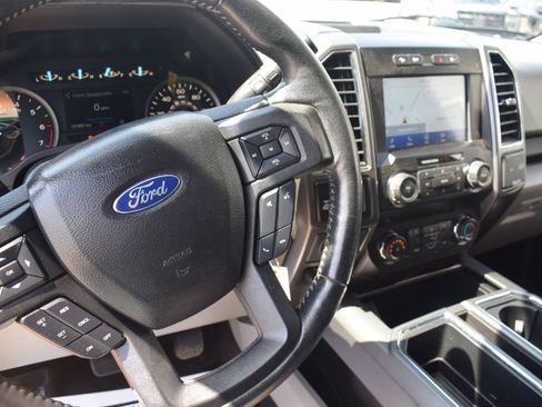 Used 2020 Ford F150 XLT w/ Equipment Group 302A Luxury AWD/4WD image 19