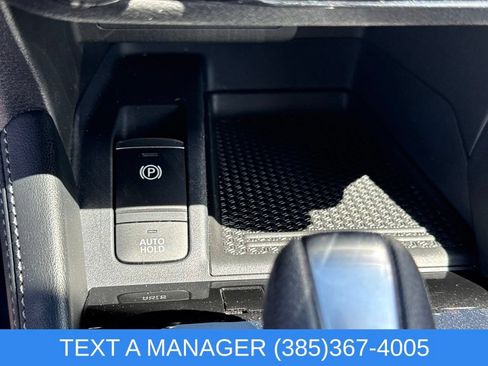 Used 2023 Nissan Kicks SR w/ SR Premium Package FWD image 24