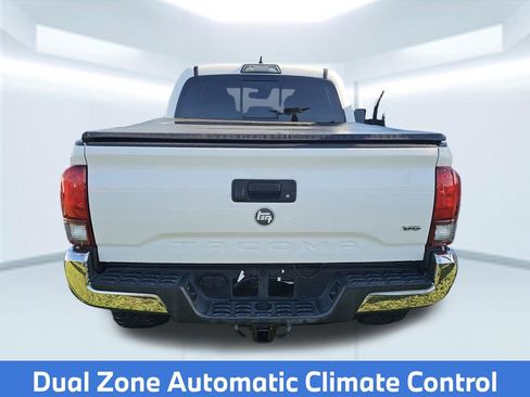 Used 2019 Toyota Tacoma TRD Off-Road AWD/4WD image 8