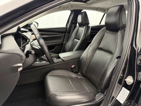 Used 2021 MAZDA MAZDA3 s FWD image 9