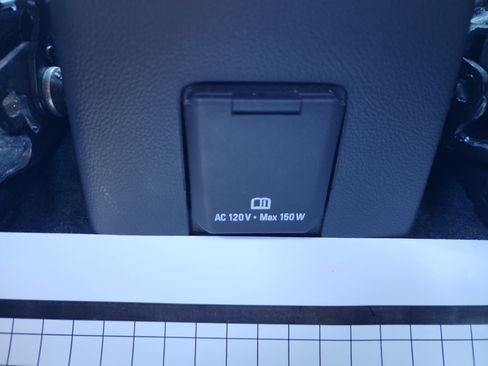 Used 2020 Chevrolet Trax LT w/ LT Convenience Package image 25