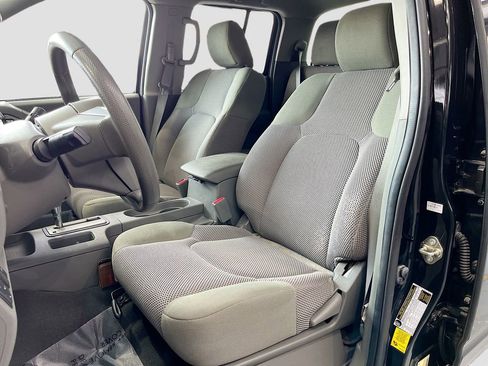 Used 2019 Nissan Frontier SV RWD image 19