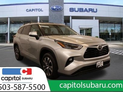 Used 2022 Toyota Highlander XLE