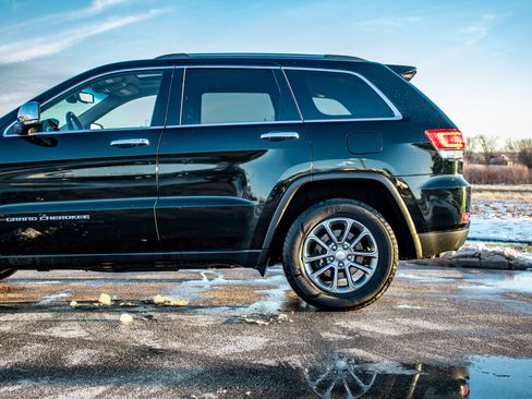 Used 2014 Jeep Grand Cherokee Limited image 37
