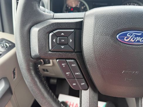 Used 2017 Ford F150 XLT w/ Equipment Group 302A Luxury RWD image 36
