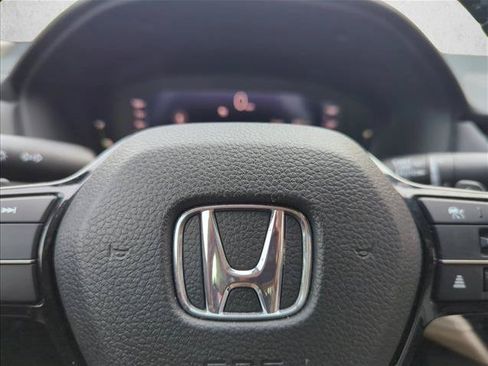 Certified 2023 Honda Accord Touring image 18