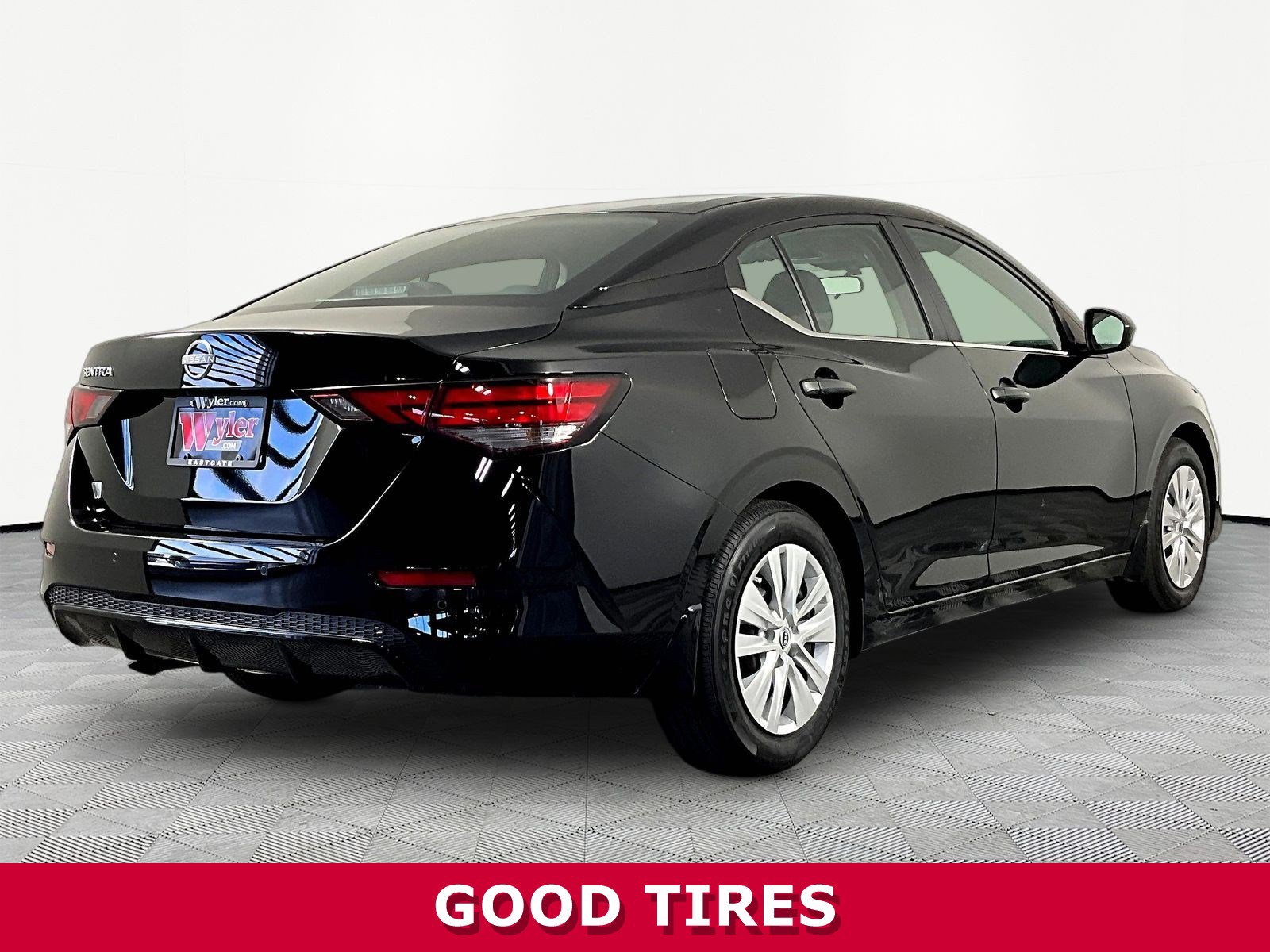 Used 2025 Nissan Sentra S FWD image 6