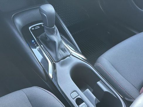 Used 2025 Toyota Corolla SE FWD image 22