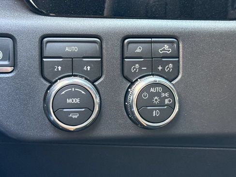 New 2026 GMC Sierra 1500 Elevation w/ Preferred Package AWD/4WD image 28