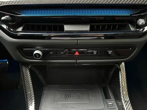 Used 2025 BMW M4 CS image 22