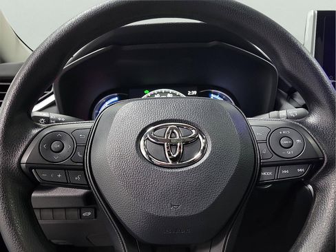 Certified 2025 Toyota RAV4 XLE w/ Convenience Package image 17