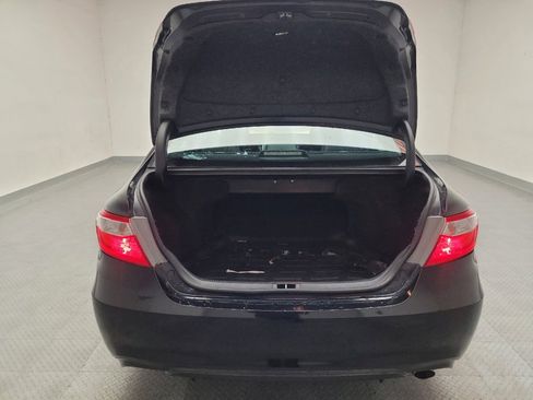 Used 2017 Toyota Camry SE FWD image 29