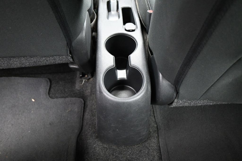 Used 2019 Nissan Versa SV FWD image 21
