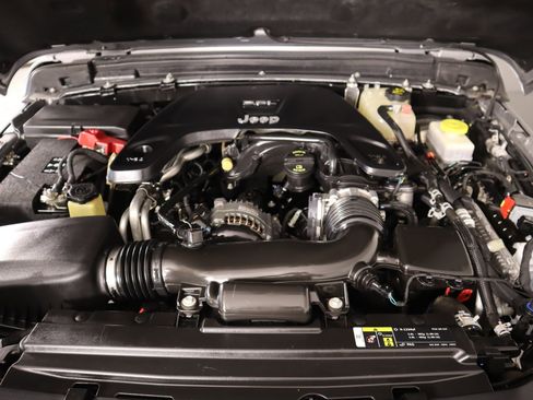 Used 2018 Jeep Wrangler Unlimited Rubicon image 20