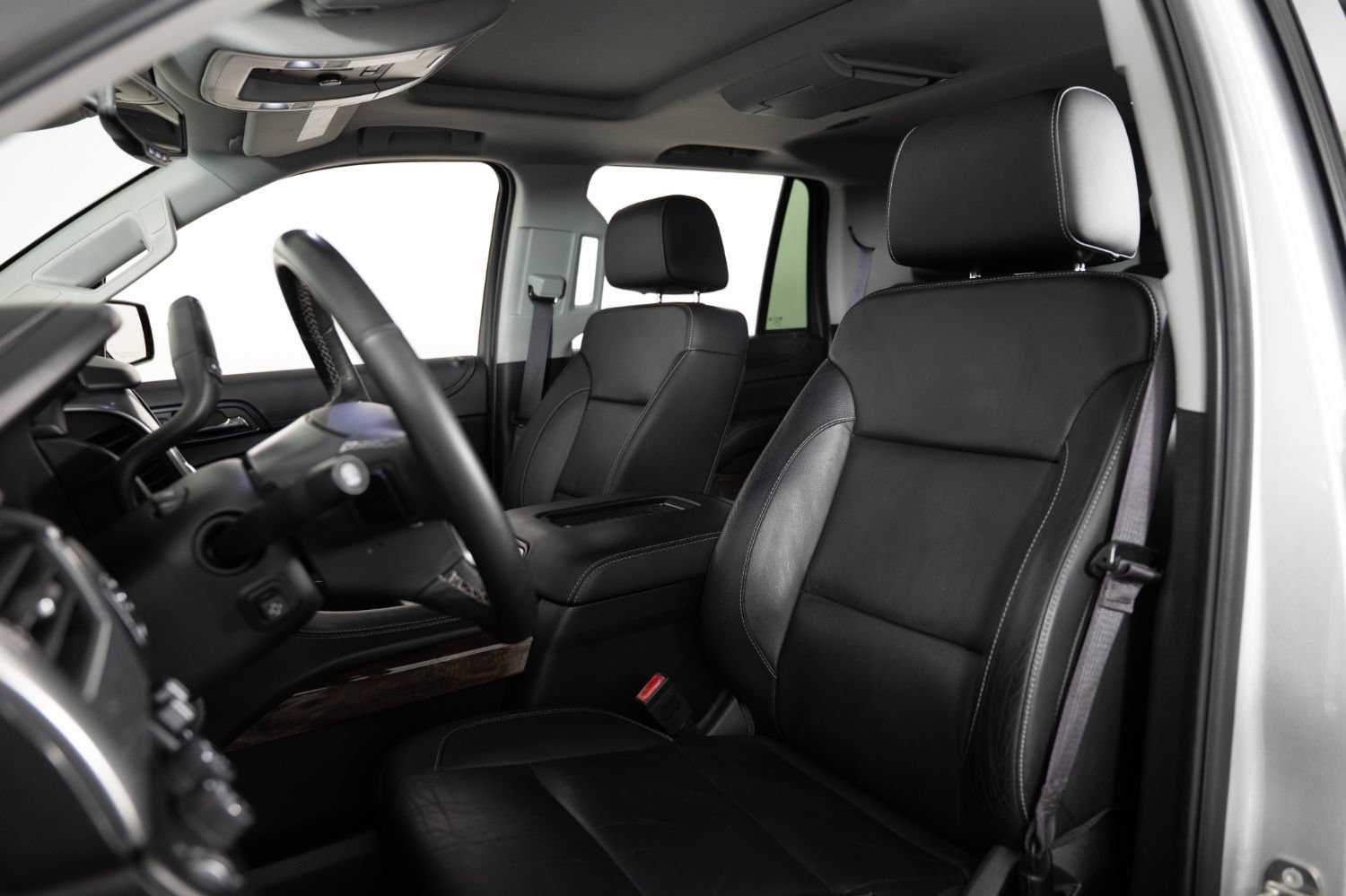 Used 2017 Chevrolet Tahoe LT w/ LT Signature Package AWD/4WD image 15