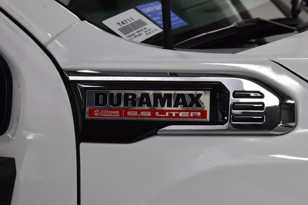 Used 2024 GMC Sierra 3500 Pro w/ Convenience Package AWD/4WD image 9