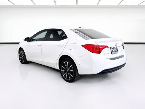 Used 2017 Toyota Corolla SE FWD image 6