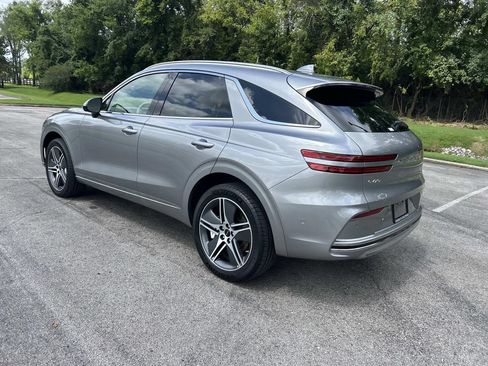 Used 2026 Genesis Electrified GV70 Prestige AWD/4WD image 5