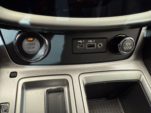 Used 2024 Nissan Murano SV w/ SV Midnight Edition Package image 26