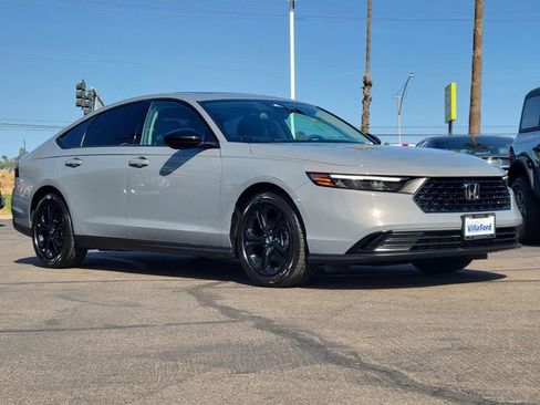 Used 2025 Honda Accord SE image 31