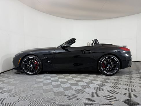 Used 2026 BMW Z4 M40i w/ Premium Package image 35