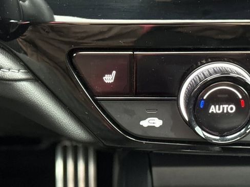 Used 2025 Honda Accord Sport image 19