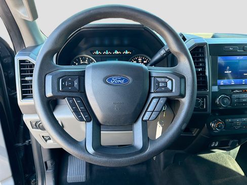 Used 2020 Ford F150 XLT image 35