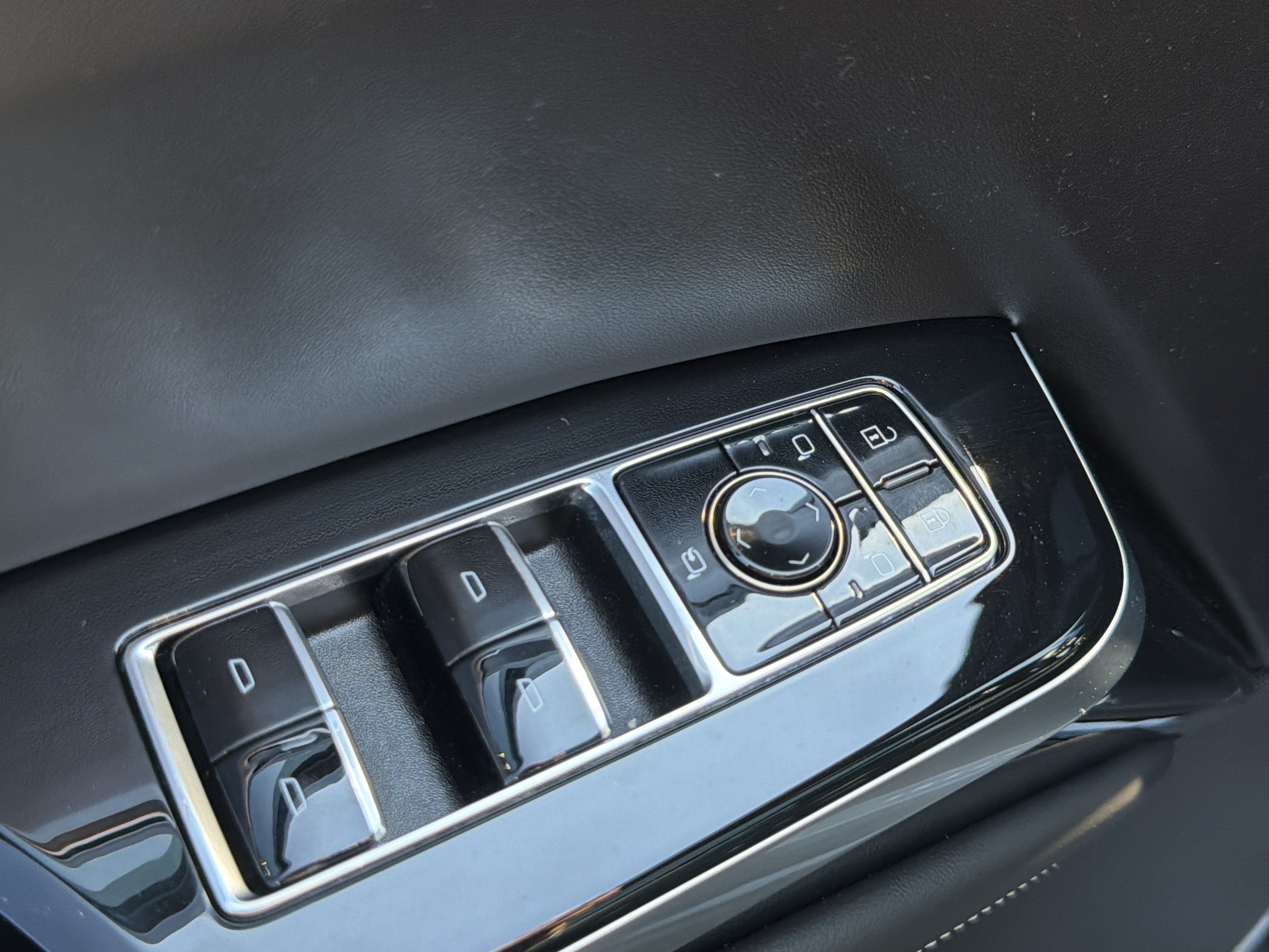 Used 2026 Cadillac Escalade Platinum Sport AWD/4WD image 64
