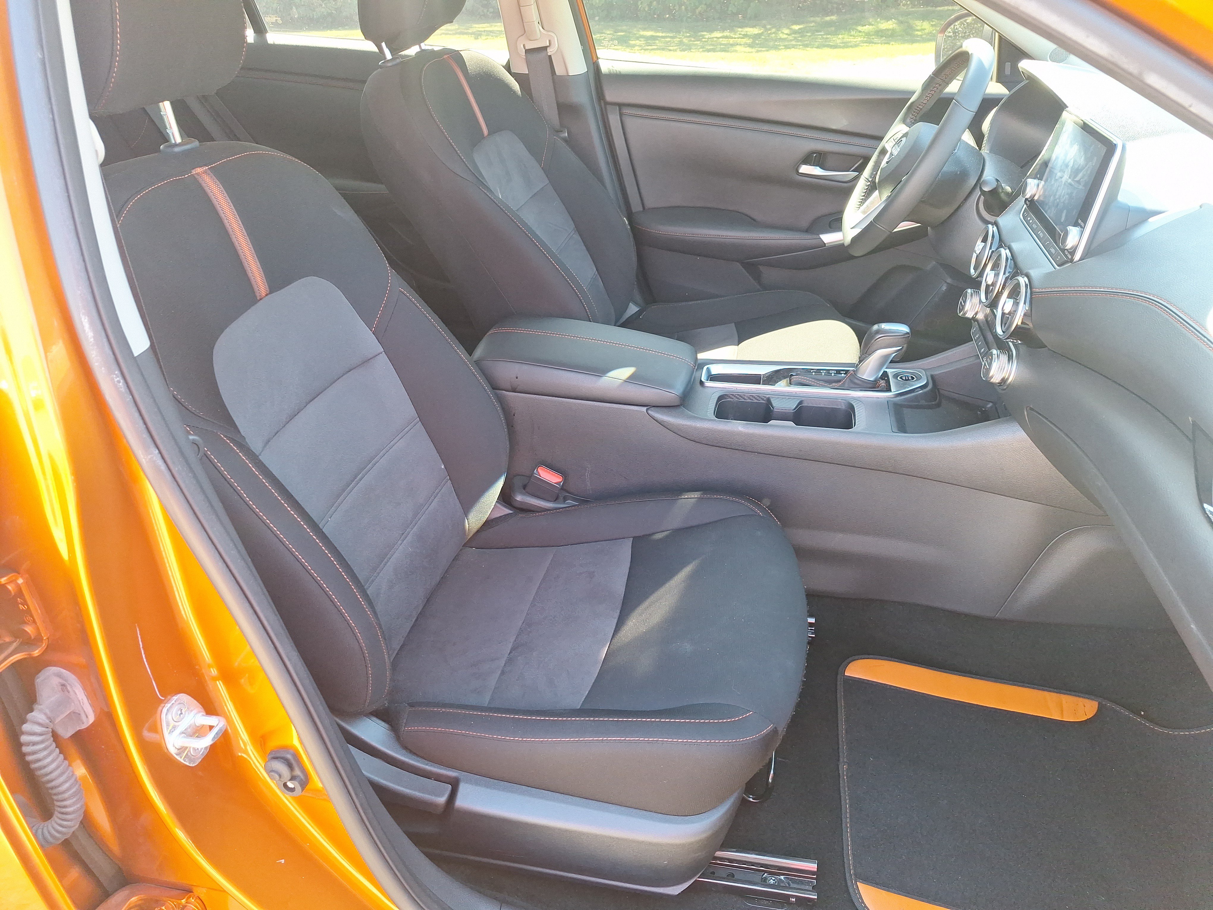 Certified 2024 Nissan Sentra SR FWD image 21